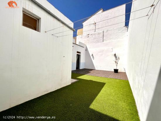 Casa con Terraza distribuida en una sola planta - LAS PALMAS