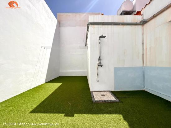 Casa con Terraza distribuida en una sola planta - LAS PALMAS