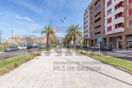 PISO EN VENTA EN RONDE NORTE - BADAJOZ