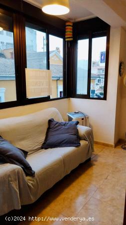 Apartamento reformado en pleno centro de Guardamar - ALICANTE