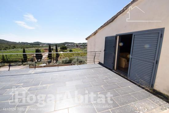 CHALET SEMINUEVO CON PISCINA Y AMPLIO TERRENO - CASTELLON