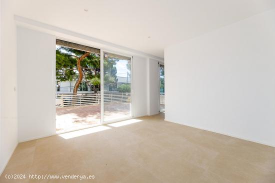 Se vende Piso con terraza y garaje incluido en Torrenova - Magaluf - BALEARES