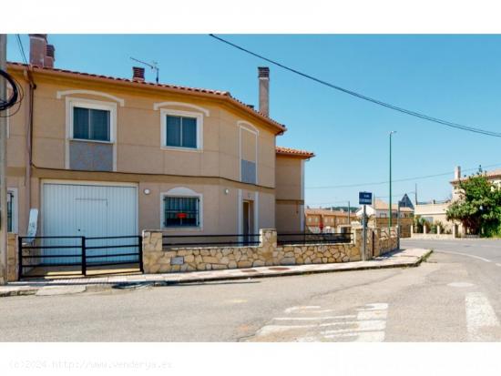 Se Vende en Villargordo del Cabriel - VALENCIA