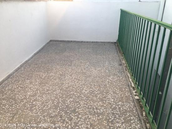 Casa a la venta en la Roda - ALBACETE