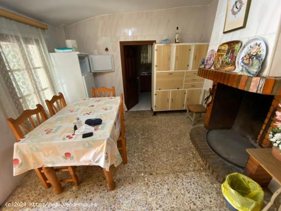 Se Vende en Casas de Benitez - CUENCA