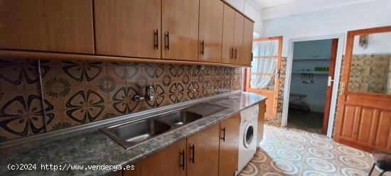 Oportunidad única de casa a la venta en La Roda - ALBACETE