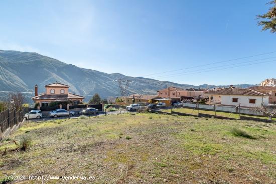 Magnífico solar de 600 m2 con vistas despejadas para el resto de tu vida en la casa de tus sueños!