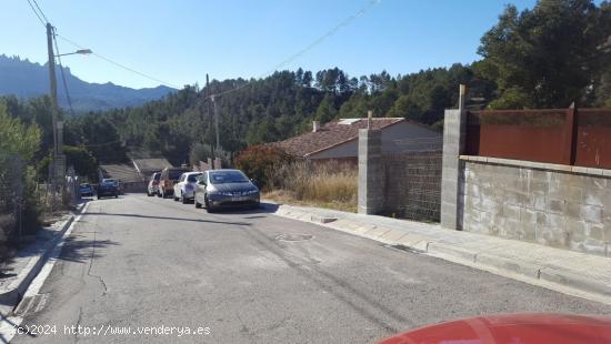 GRAN OPORTUNIDAD!TERRENO EN VENTA DE 649M2 EN MAS PLANOI DE CASTELLGALI POR 34.000€ - BARCELONA