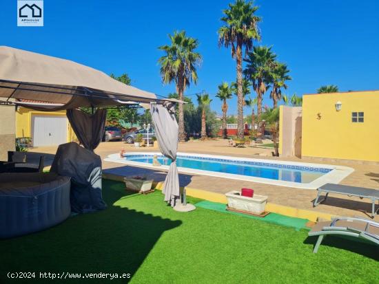 APIHOUSE VENDE ACOGEDOR CHALET INDIVIDUAL EN FORTUNA. PRECIO 249.000€ - MURCIA