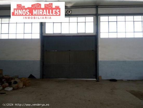 Se vende Nave Industrial en Poligono a 1 Km de Elche. - ALICANTE