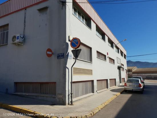  NAVE INDUSTRIAL ZONA PICO VELETA - ALICANTE 