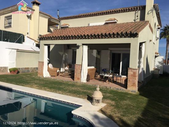 Preciosa villa en venta en Pueblo Nuevo de Guadiaro (Sotogrande). - CADIZ