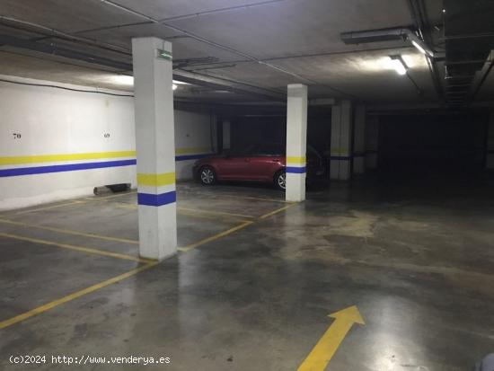 Magnifica plaza de garaje en sitio inmejorable en zona Asomadilla - CORDOBA