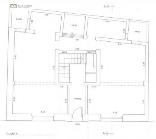 SE VENDE LOCAL COMERCIAL C/ LOS CUBOS CON PROYECTO DE HOSTELERIA Y APARTAMENTOS - LEON