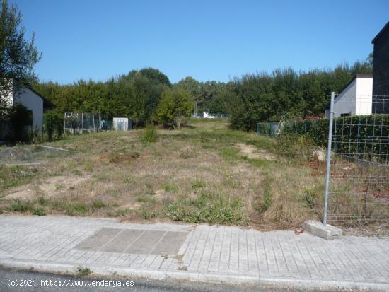 VENTA DE TERRENO EN SANTIAGO, LUGAR INSUA (TEO) - A CORUÑA