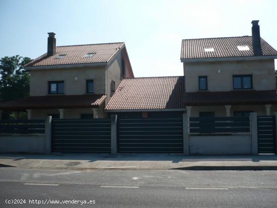 VENTA DE CHALETS NUEVOS EN AMES, ZONA BERTAMIRÁNS - A CORUÑA