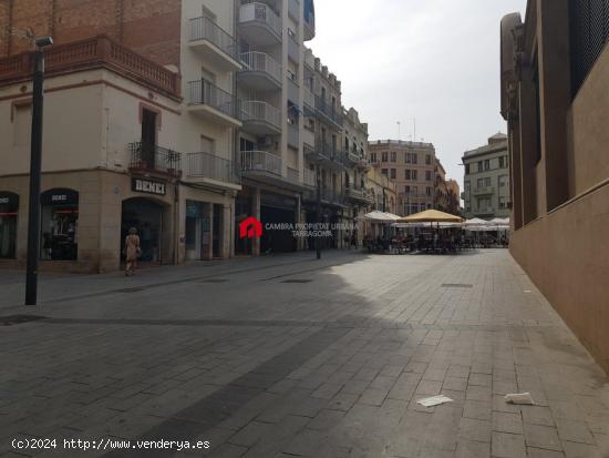 Local de 90 m2 al lado del Mercat Central. ALQUILER NEGOCIABLE. - TARRAGONA