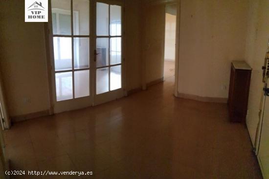 SE VENDE PISO  AMPLIO EN ZONA PARQUE ABELARDO SANCHEZ - ALBACETE