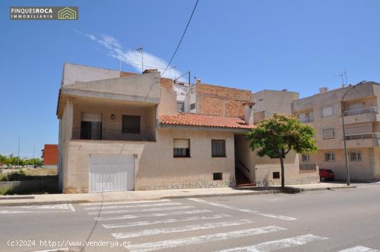 Preciosa Casa de 5 Dormotorios en la mejor zona de Sant Carles de la Rapita - TARRAGONA