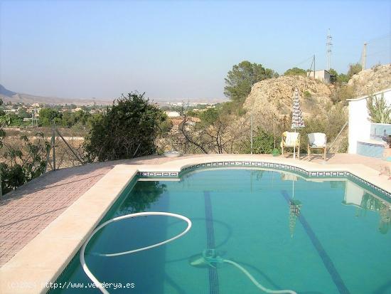  Excelente chalet en Rebolledo (Santa Ana) - ALICANTE 