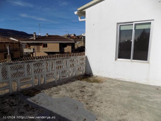  Casa con Bajera y Terraza en Sada - NAVARRA 