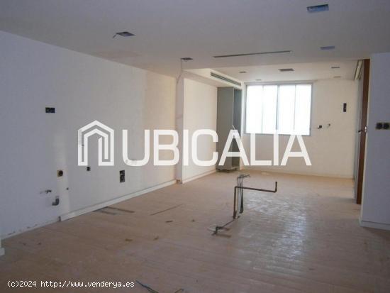 UBICALIA VENDE PISO EN PLAZA DE LA LEGIÓN ESPAÑOLA - VALENCIA