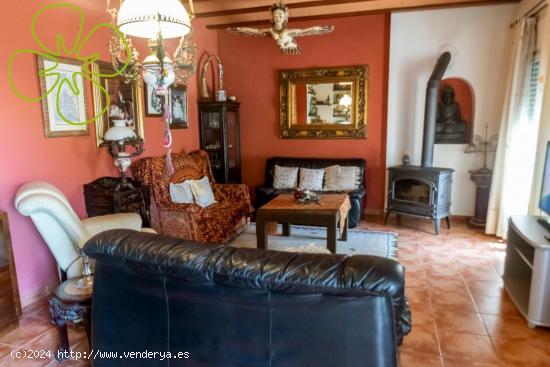 Ref. 00402 - Villa en venta en Albox - ALMERIA