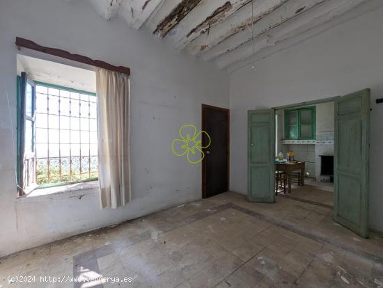 Ref. 00606 - Casa de campo en venta en Oria - ALMERIA