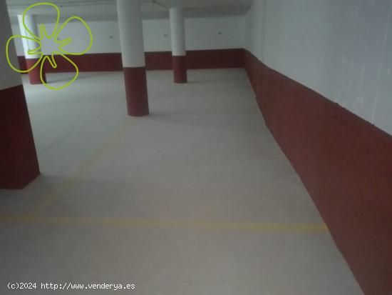 En venta 10 plazas de parking en la calle Antonio Martínez Garro de Puerto Lumbreras. - MURCIA