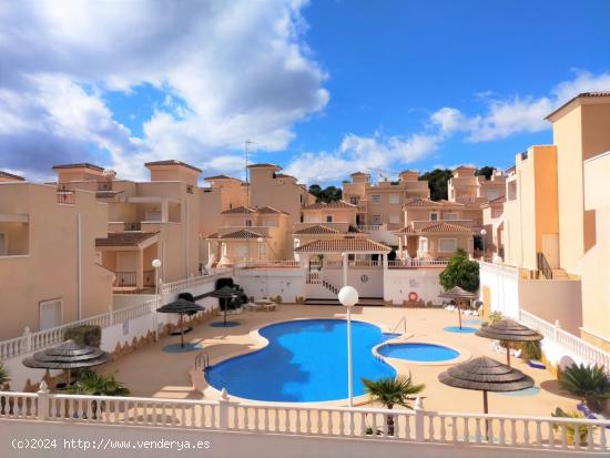  VIVIENDAS TIPO DUPLEX CON VISTAS AL MAR Y A LAS LAGUNAS - ALICANTE 