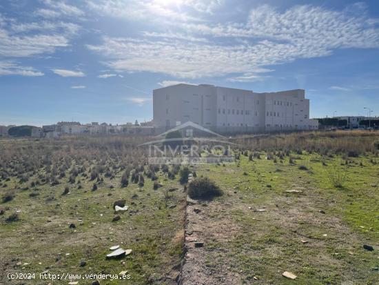 TERRENO URBANIZABLE EN EL EJIDO - ALMERIA