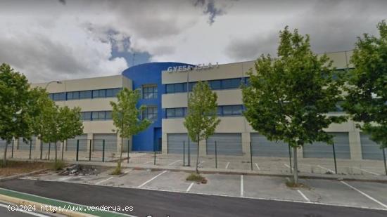 OFICINAS EN VENTA EN POLIGONO LA ISLA DOS HERMANAS - SEVILLA