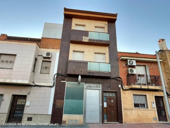  Venta de Casa en Linares (Jaén) - JAEN 