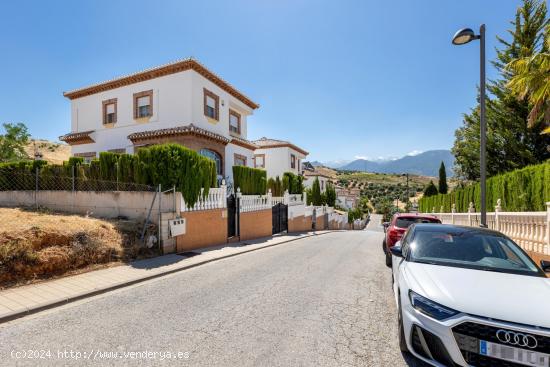 Casa unifamiliar en Huétor Vega - GRANADA