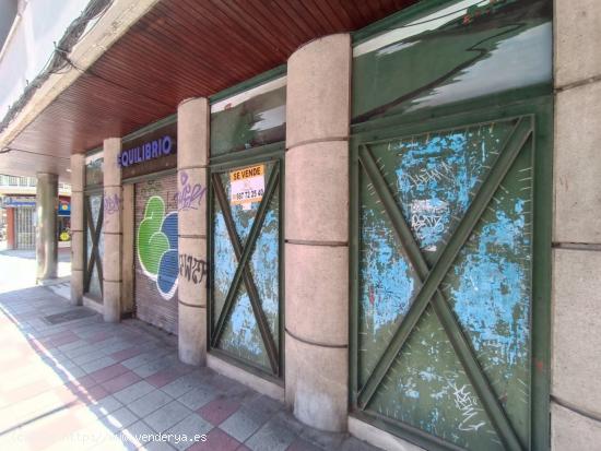  Se vende local comercial en León - LEON 