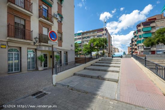  LOCAL COMERCIAL. CAMINO DE RONDA. ROTONDA HELICOPTERO. - GRANADA 