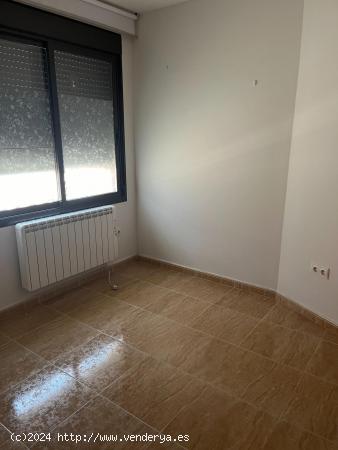 Venta de piso en Camarena-Toledo con opción Alquiler con opción a compra 103000 - TOLEDO