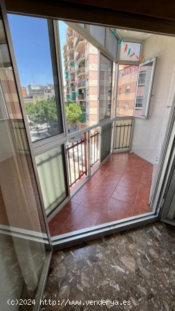 Piso en venta  en Hospitalet de Llobregat, l - Barcelona