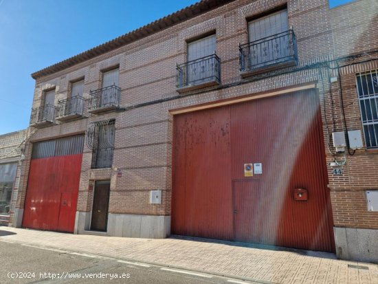 Nave Industrial en venta en Torrijos de 1671 m2