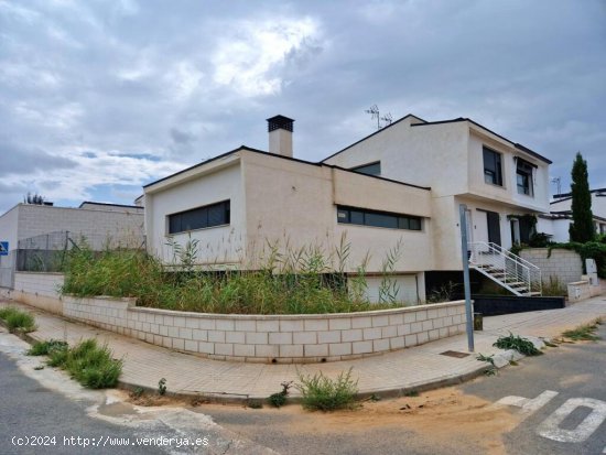 CHALET PAREADO EN BURGUILLOS DE TOLEDO