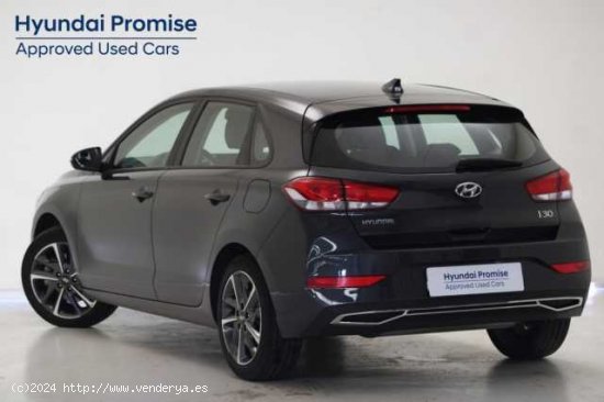 Hyundai i30 ( 1.5 DPI Klass SLX 110 )  - Jaén