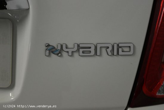 Fiat 500 HYBRID DOLCEVITA IMPECABLE FINANCIACIO 7,50% - Santa Coloma de Gramenet