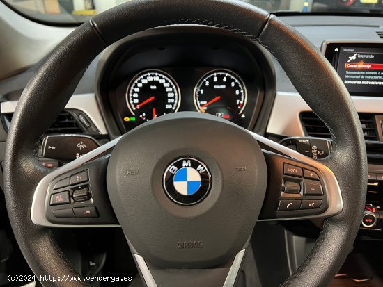 BMW X1 1.8 sDrive 140cv. Techo Panoramico. Aut. Full. - Barcelona