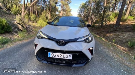 Toyota C-HR 2.0 220PH Premiere Edition GR Sport de 2022 con 68.000 Km por 28.300 EUR. en Avila