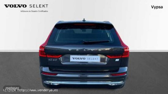 Volvo XC 60 XC60 Recharge Core, T6 plug-in hybrid eAWD, Electrico/Gasolina, Bright de 2023 con 18.95