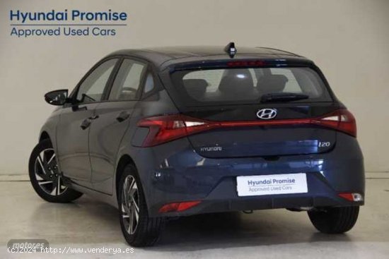 Hyundai i20 1.0 TGDI Klass 100 de 2023 con 11.897 Km por 19.900 EUR. en Madrid