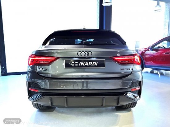 Audi Q3 Sportback 35TDI S-Tronic Black-Line de 2023 con 20 Km por 48.890 EUR. en Barcelona