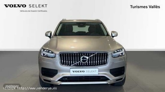 Volvo XC 90 B5 AWD, CORE 7 ASIENTOS de 2023 con 16.819 Km por 61.900 EUR. en Barcelona