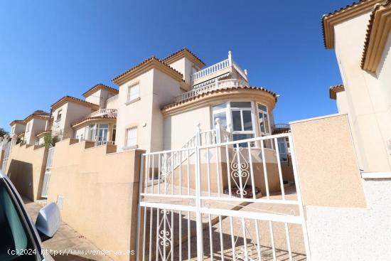  Chalet independiente en Blue Lagoon - ALICANTE 