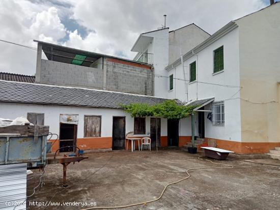 SE VENDE CASA EN CUATROVIENTOS - LEON